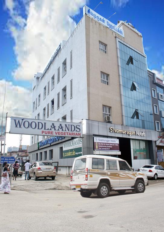 Sivamurugan Hotel Kumbakonam Bagian luar foto