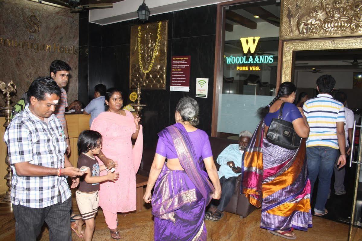 Sivamurugan Hotel Kumbakonam Bagian luar foto